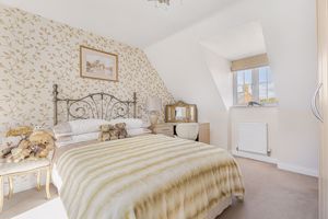 Bedroom - click for photo gallery